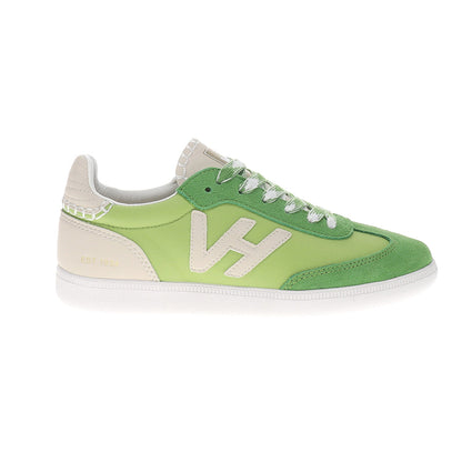 Crisp Lace Up Sneakers