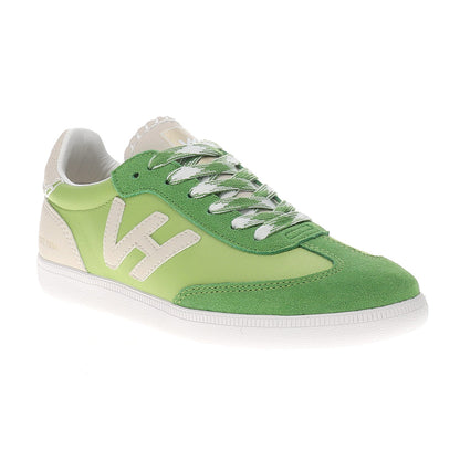 Crisp Lace Up Sneakers