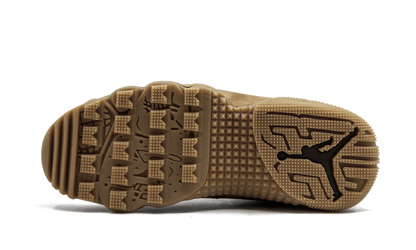 9 Retro Boot NRG "Wheat" AR4491 700