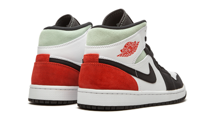 1 Mid SE "Red Black Toe" 852542 100