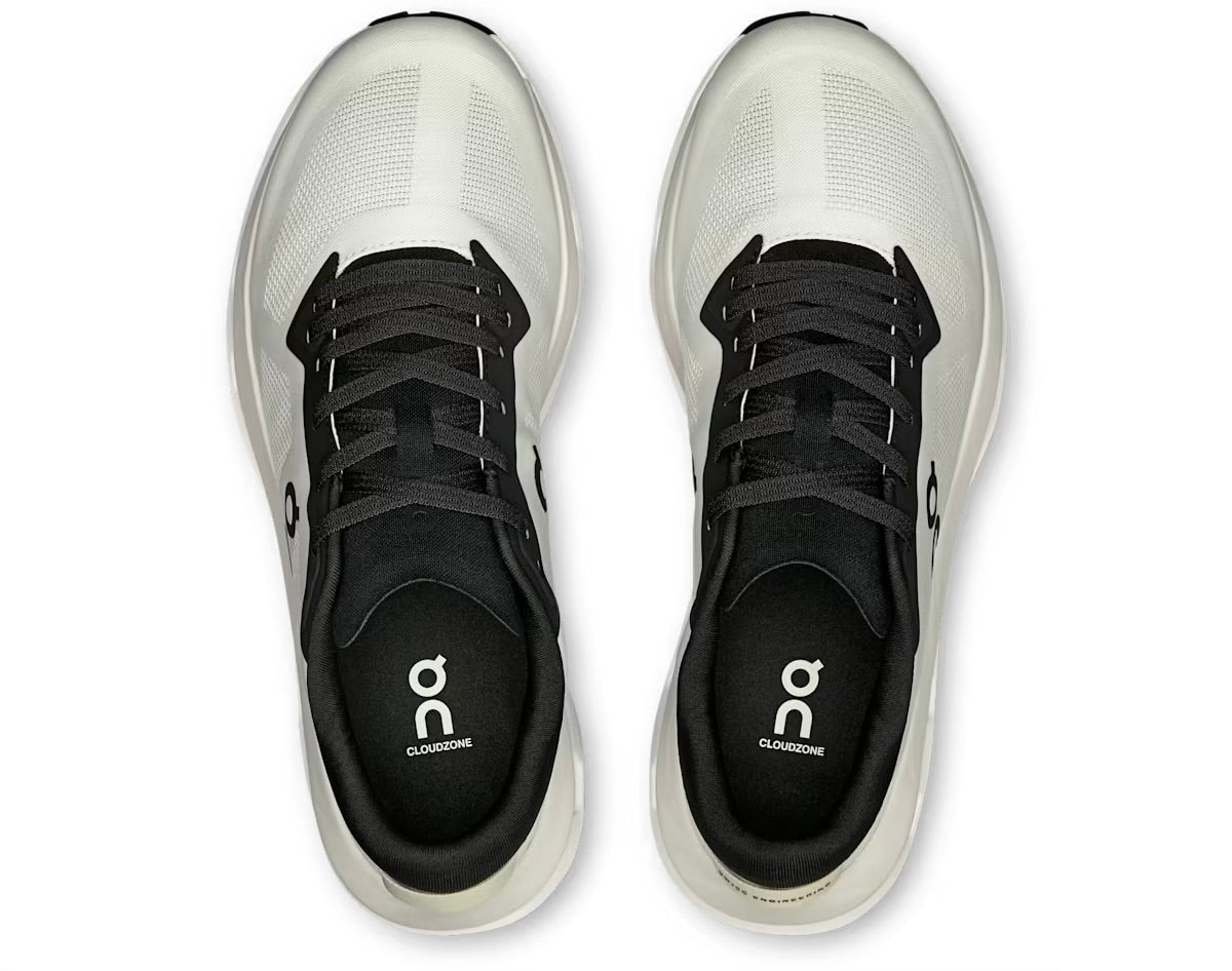 On Running Cloudzone Ice Black