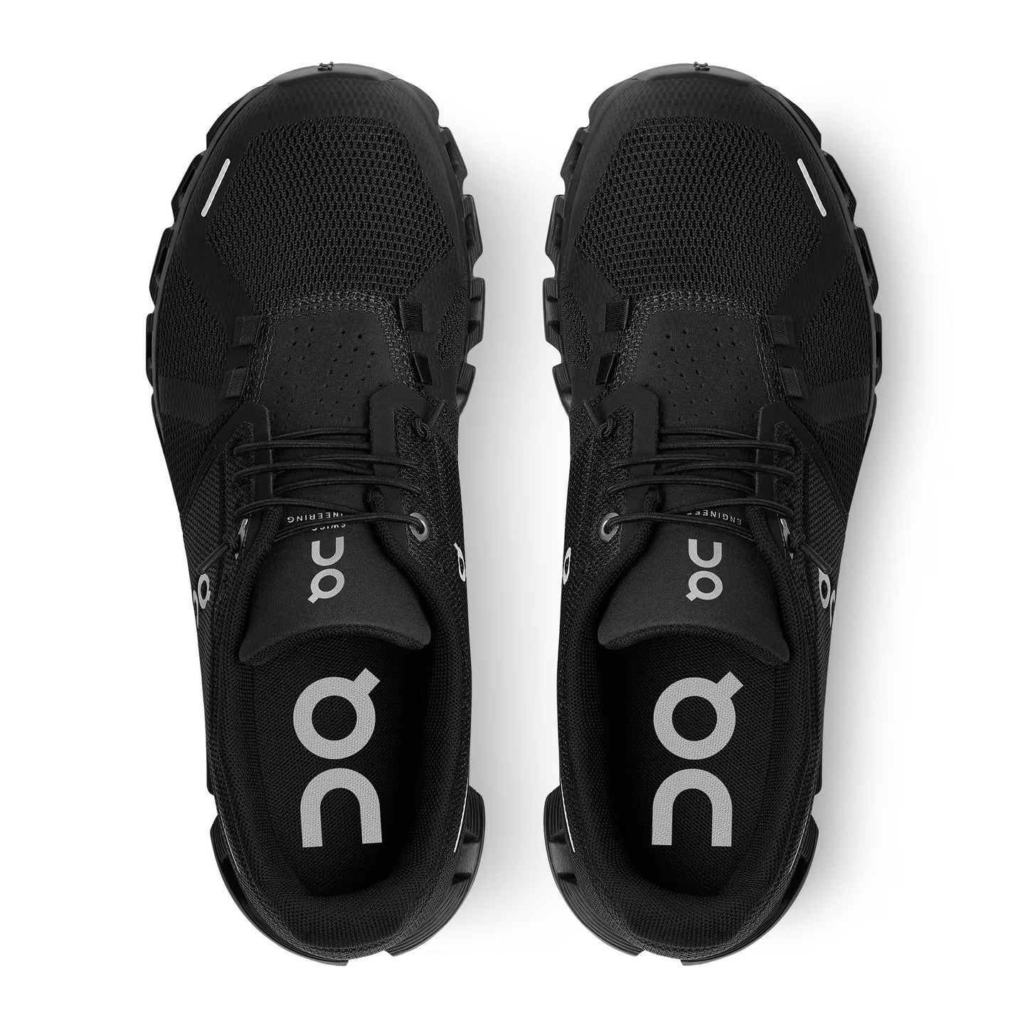 Running Cloud 5 All Black (W)