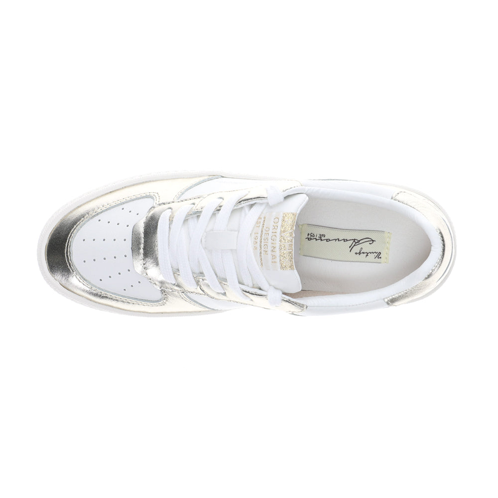 Fast Perforated Lace Up Sneakers