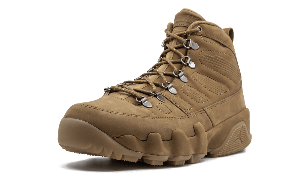 9 Retro Boot NRG "Wheat" AR4491 700