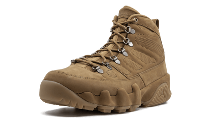 9 Retro Boot NRG "Wheat" AR4491 700