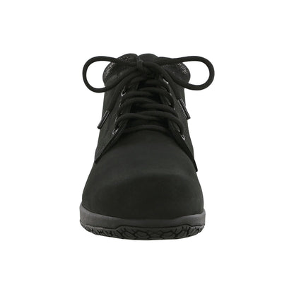 Women's Gretchen Chukka Boot in Black / Moondust