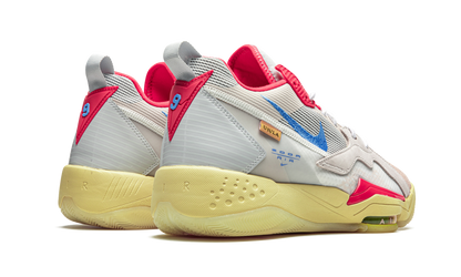 Zoom 92 "Union LA - Guava Ice" DA2553 800S