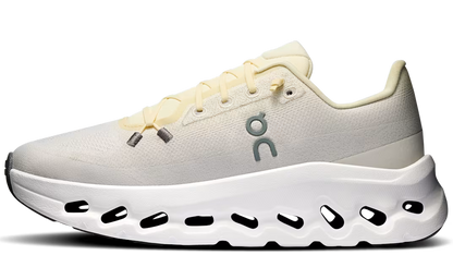 Running Cloudtilt Castor Pearl (Women’s)