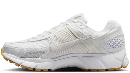Zoom Vomero 5 White Phantom Summit White (Women's)