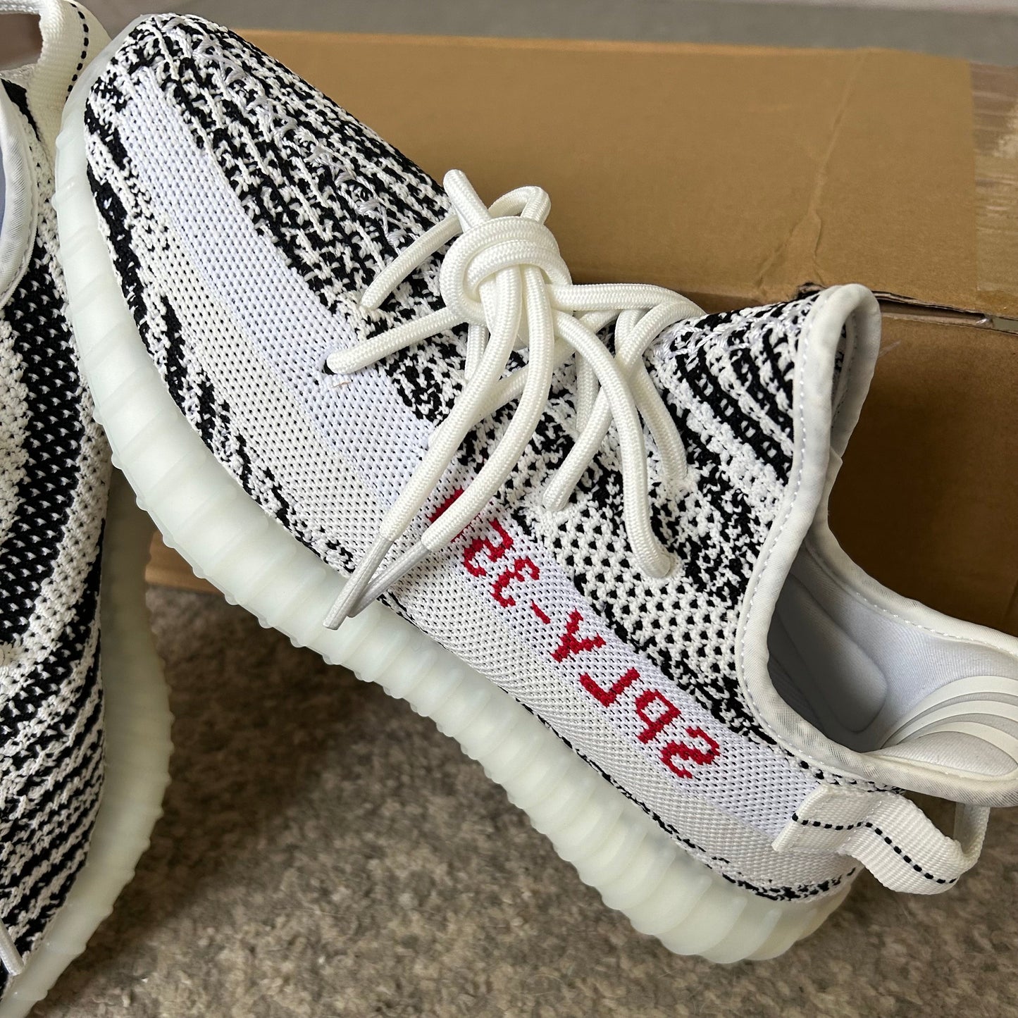 Boost 350 V2 Zebra