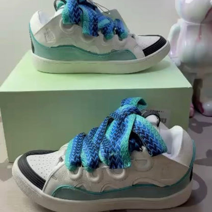 Curb Sneaker White Blue