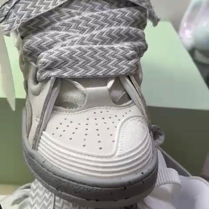 Curb Sneakers - Grey/White
