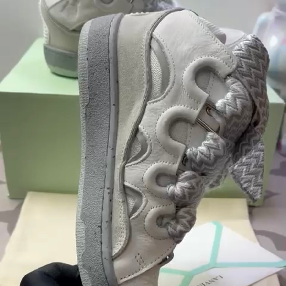 Curb Sneakers - Grey/White