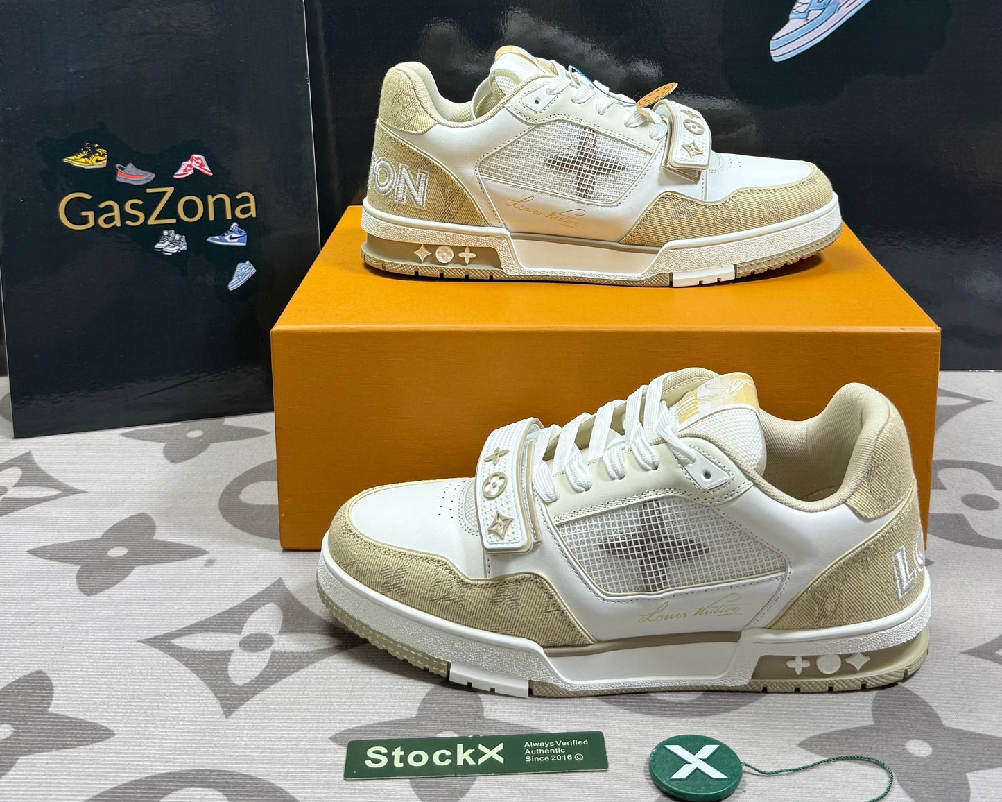 Trainer Beige White