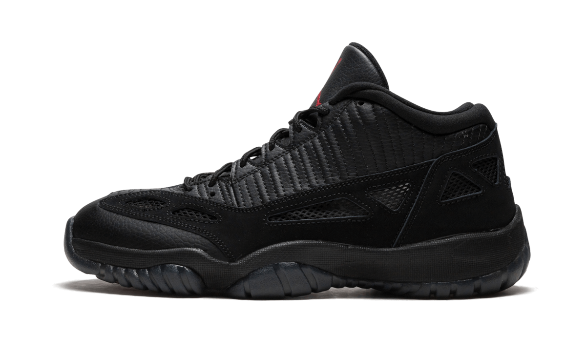 11 Retro Low "Referee" 306008 003