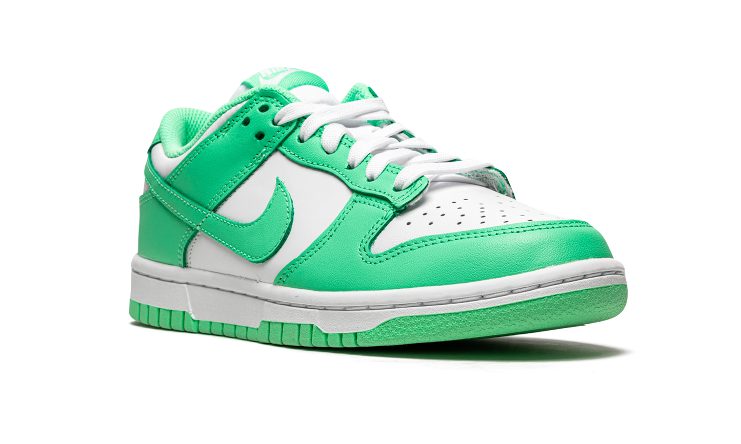 DUNK LOW WMNS"Green Glow" DD1503 105