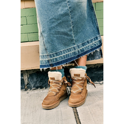 Women's Highmel in Chestnut