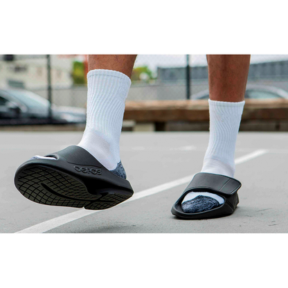 Unisex Ooahh Sports Flex Sandals in Black Matte