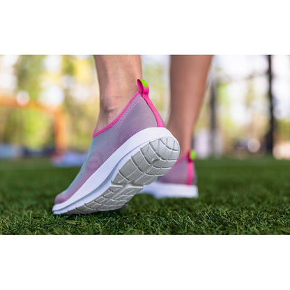 Women's OOmg Sport Low Shoe in White/Fuschia