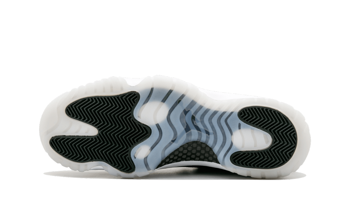 11 Retro Low "Barons" 528895 010