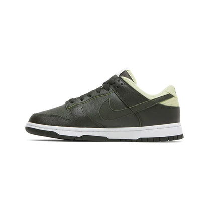 Nike Dunk Low LX 'Avocado' W (2022)
