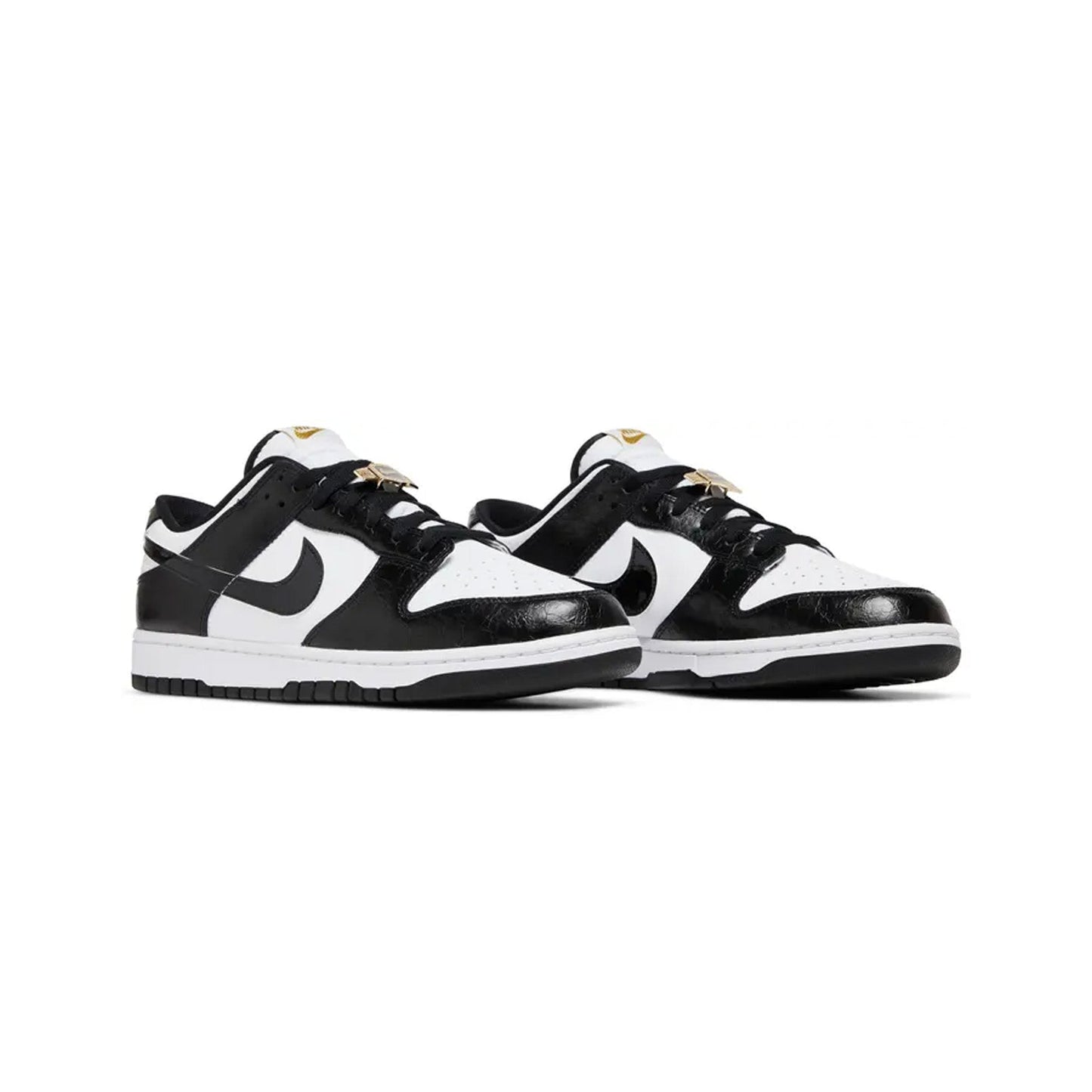 Dunk Low SE 'World Champs Black White' (2022)