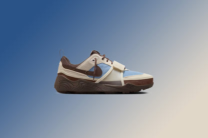 Travis Scott Zoom Field Jaxx - Leche Blue/Baroque Brown/Pale Ivory