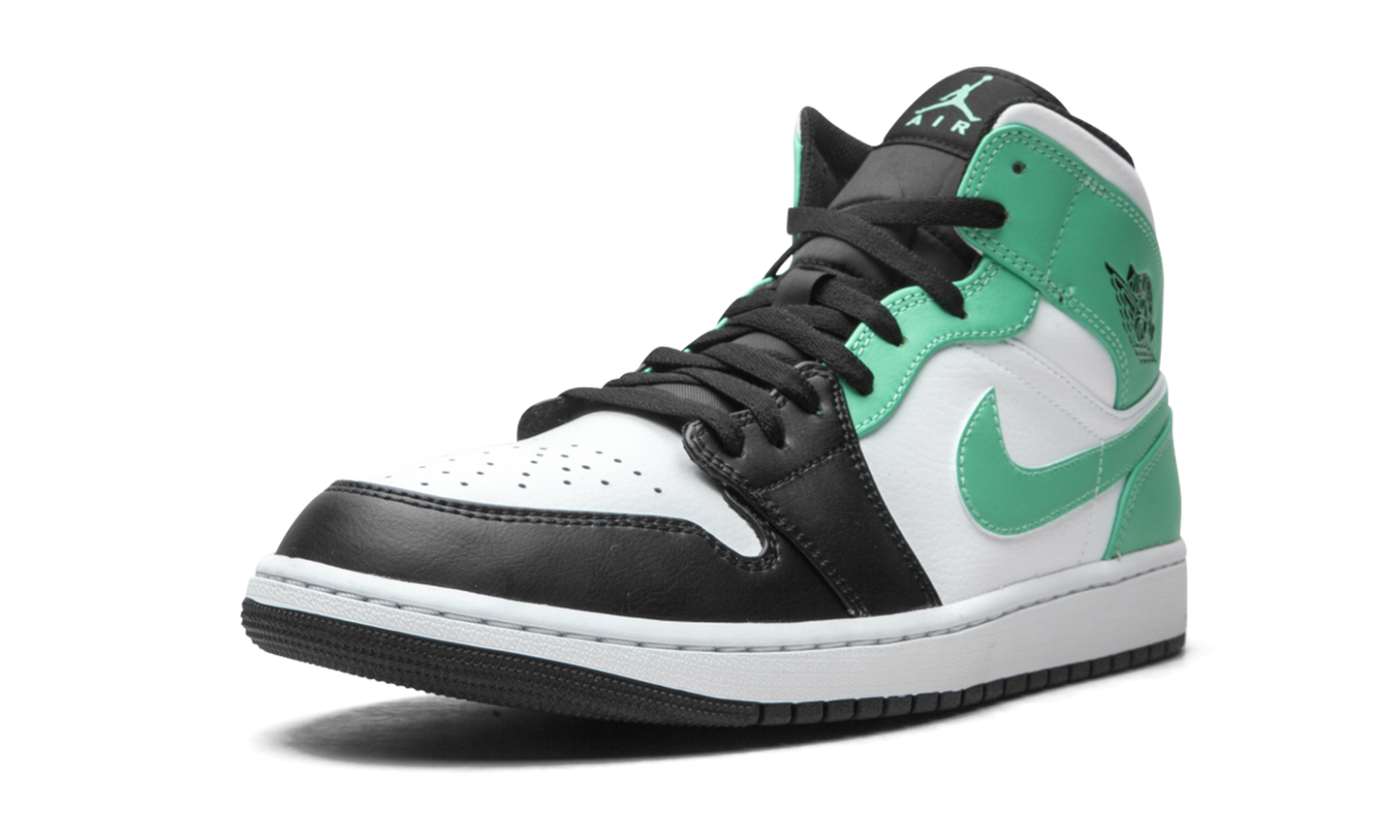1 Mid "Island Green" 554724 132