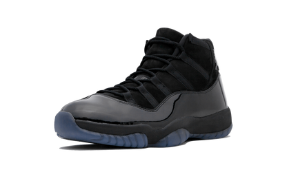 11 Retro "Cap & Gown" 378037 005