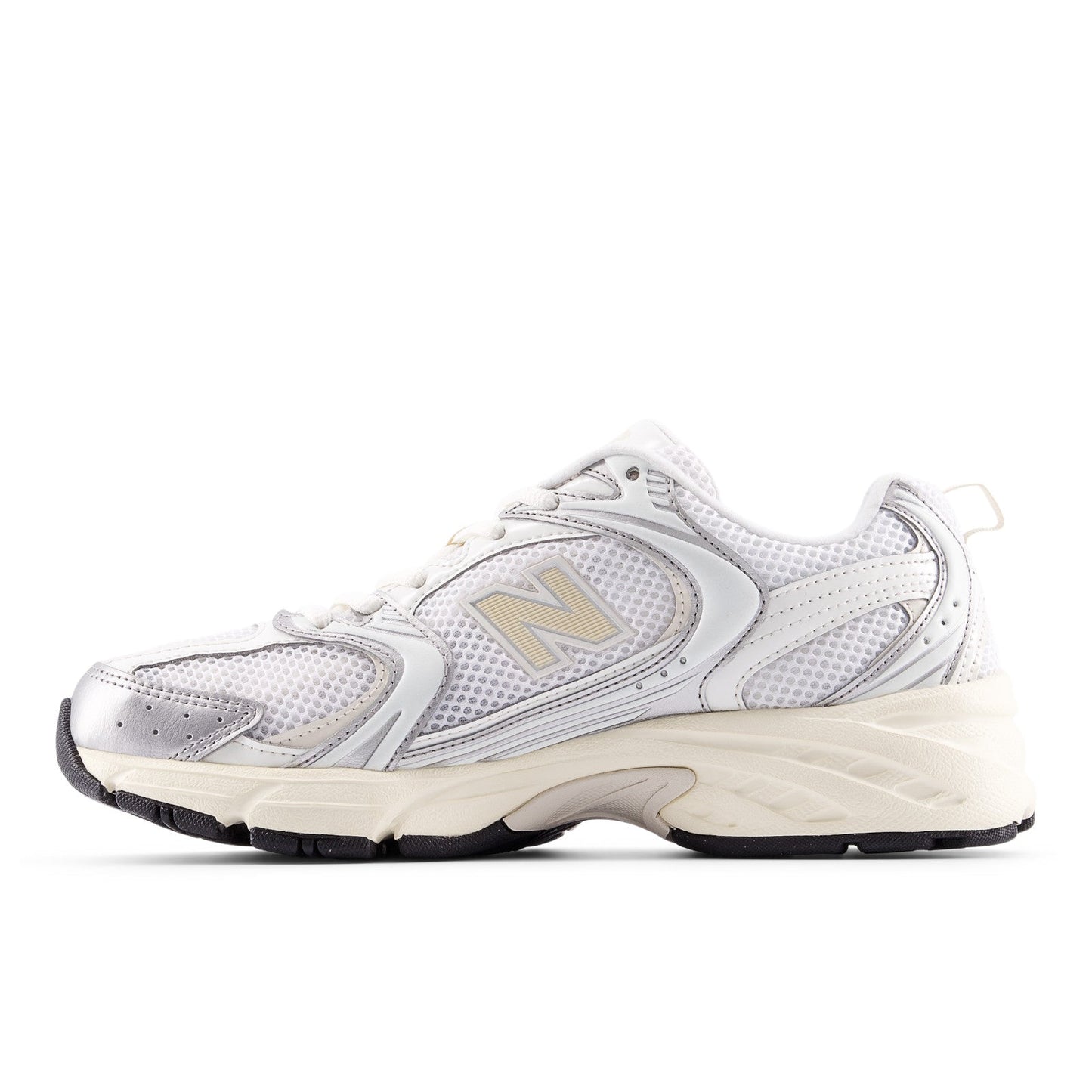 Unisex 530 in Silver Metallic with Linen