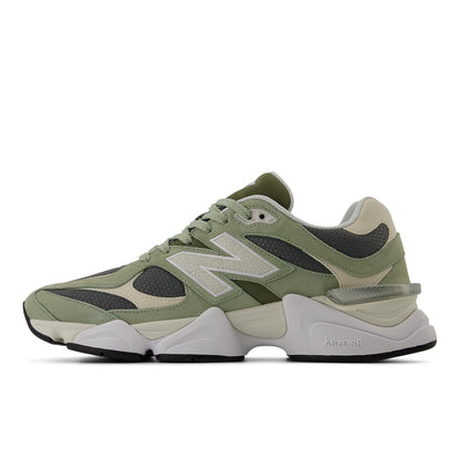 Unisex 9060 in Garter Snake/Castlerock