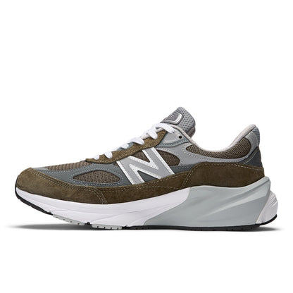 Unisex Made in USA 990v6