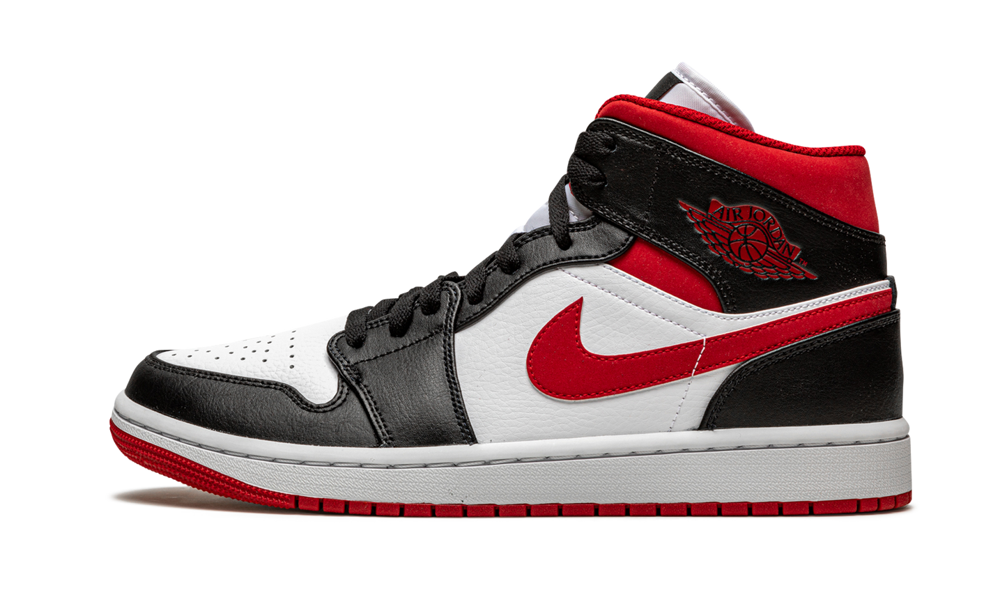 1 Mid "Metallic Red" 554724 122