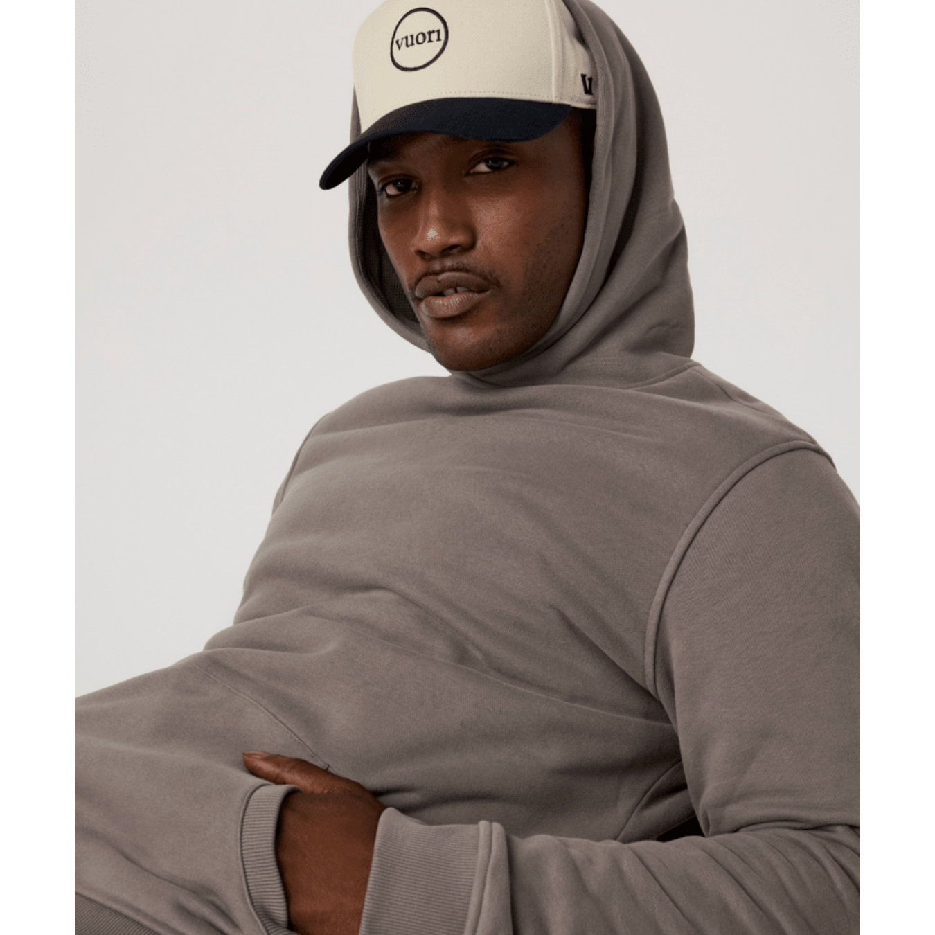 Men's Seaside Pullover Hoodiein Smokey Taupe