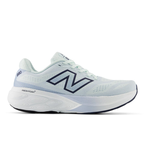 Women's Fresh Foam X 880v15 in Glint Blue with NB Navy