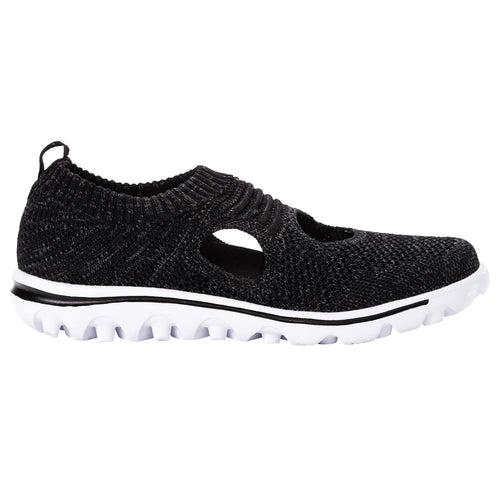 TravelActiv Avid Walking Shoes