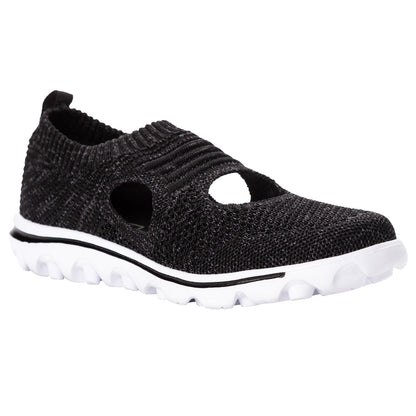 TravelActiv Avid Walking Shoes