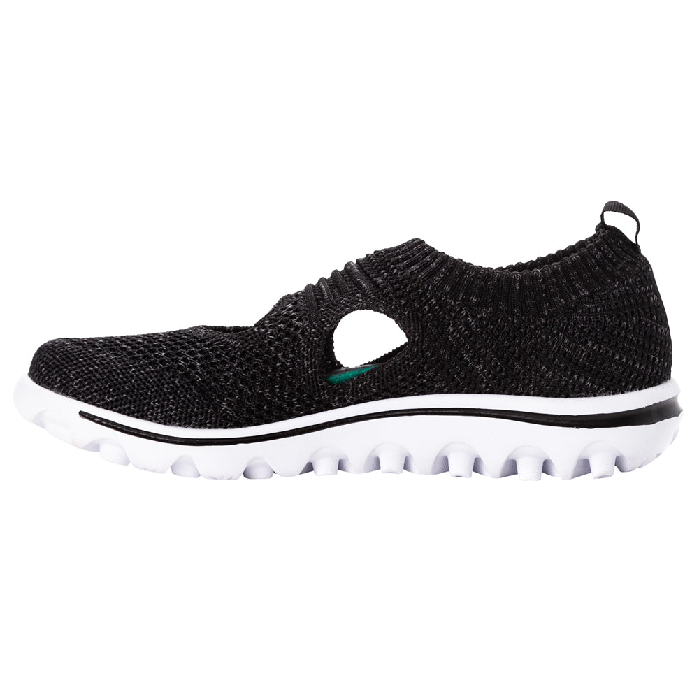 TravelActiv Avid Walking Shoes