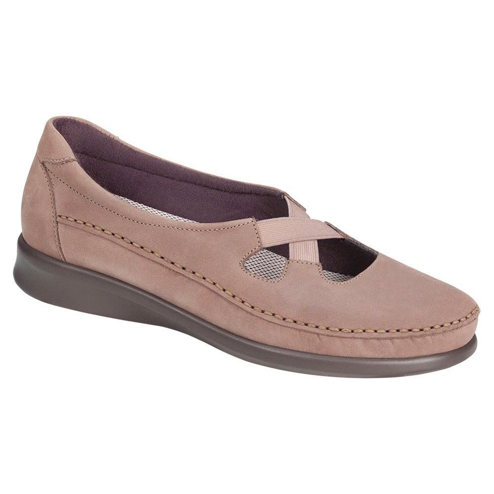Women's Crissy Slip On Loafer in Praline Wide