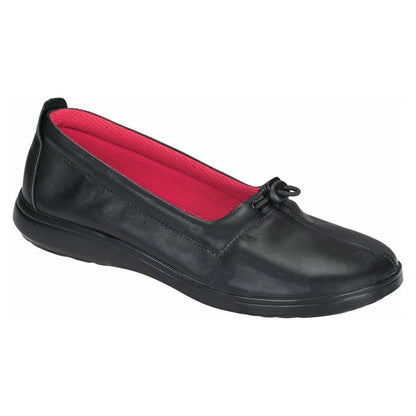 Women's Funk Active Slip On in Black Wide