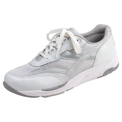 Women's Tour Mesh Lace Up Sneaker in Silver
