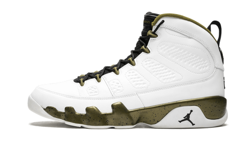 9 Retro "Statue" 302370 109