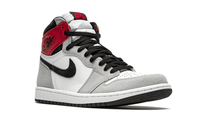 1 Retro High OG "Light Smoke Grey" 555088 126