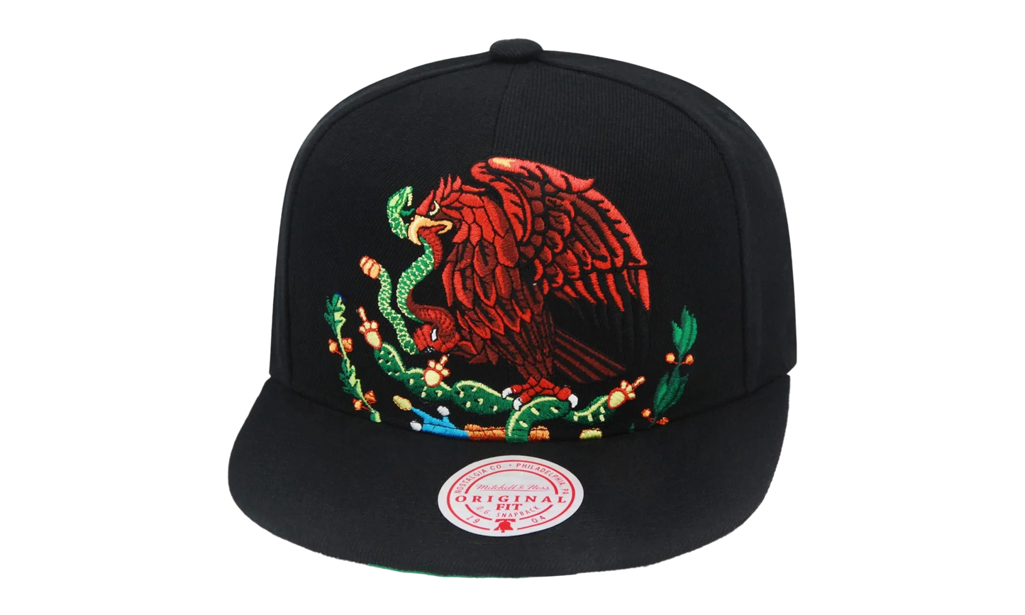 Branded Cropped Eagle Snapback Cap "Mexican Flag - Black" 6HSSTD17420 MNNBLCK