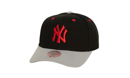 MLB Bred Pro Snapback Cap "New York Yankees - Black" HP7954 NYYBLCK