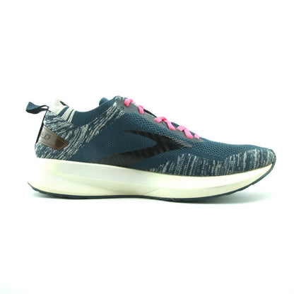 LEVITATE 4