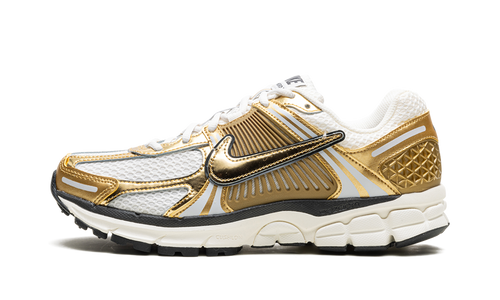 Zoom Vomero 5 WMNS"Metallic Gold" HF7723 001