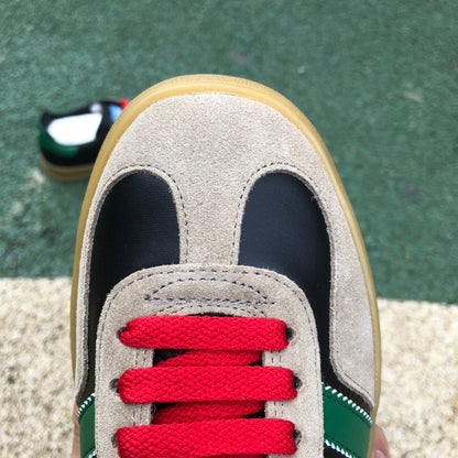 x Gazelle Black Green Red
