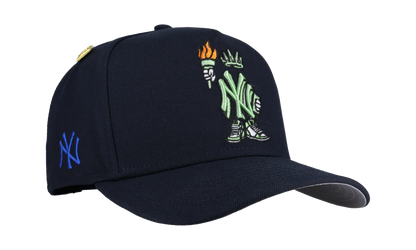 9FIFTY New York Yankees Statue Cartoon A Frame Snapback Hat "Black" NE337