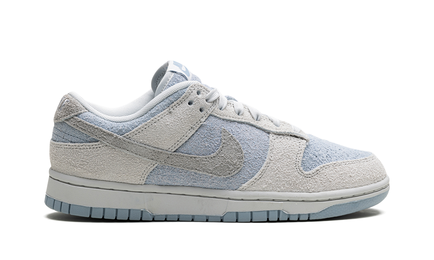 DUNK LOW WMNS"Suede - Photon Dust/ Light Armory Blue" FZ3779 025